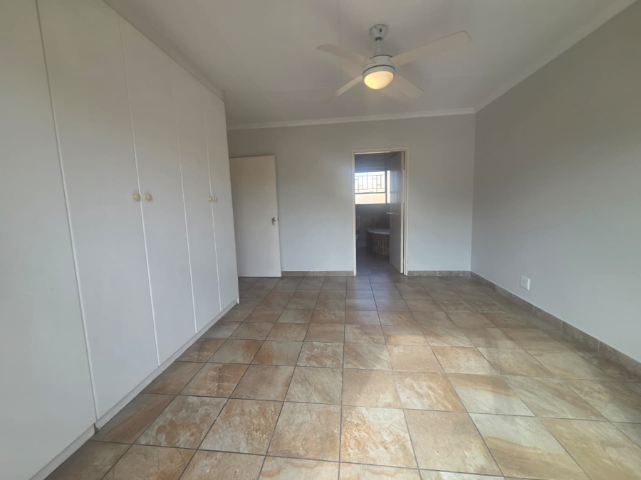 3 Bedroom Property for Sale in Wilgeheuwel Gauteng