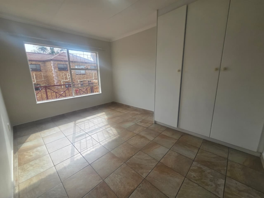3 Bedroom Property for Sale in Wilgeheuwel Gauteng