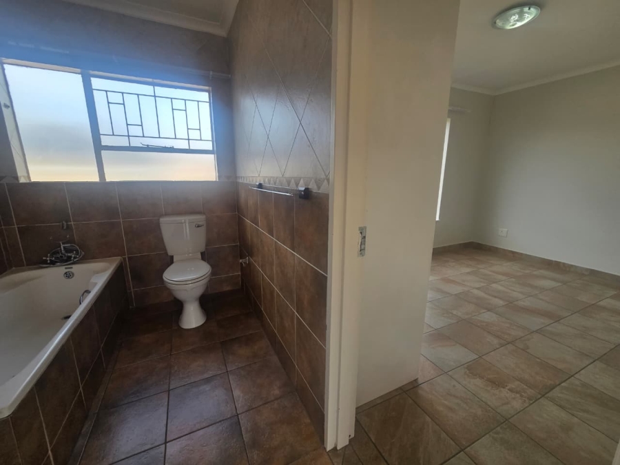 3 Bedroom Property for Sale in Wilgeheuwel Gauteng