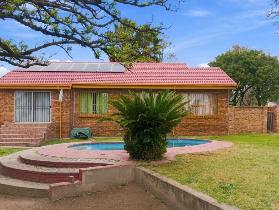 4 Bedroom Property for Sale in Norkem Park Gauteng