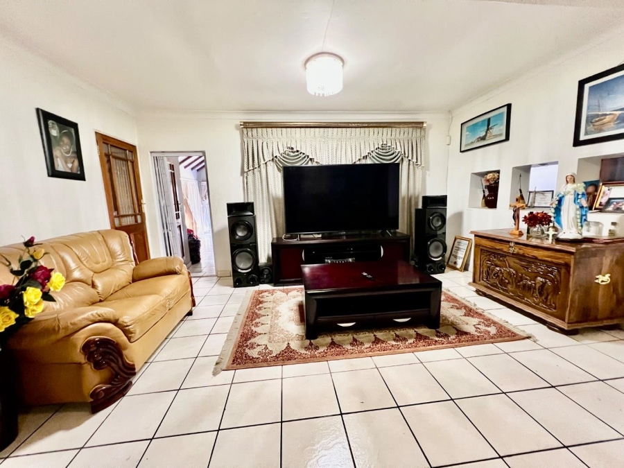 4 Bedroom Property for Sale in Bedfordview Gauteng
