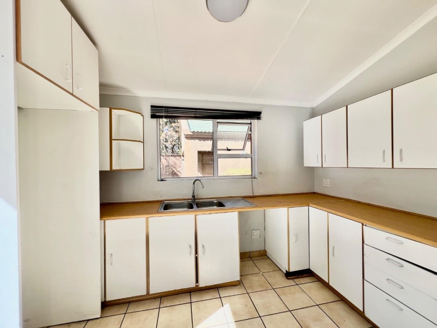 4 Bedroom Property for Sale in Bedfordview Gauteng
