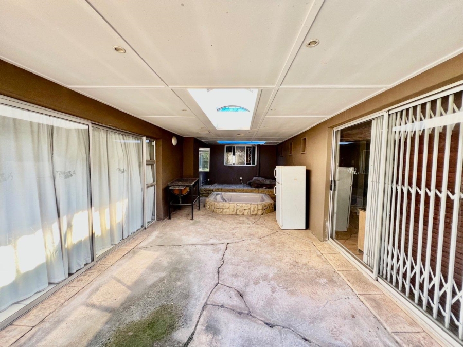 4 Bedroom Property for Sale in Bedfordview Gauteng
