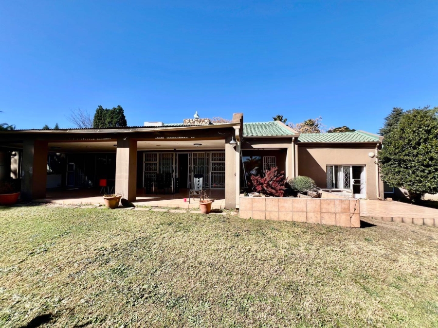 4 Bedroom Property for Sale in Bedfordview Gauteng