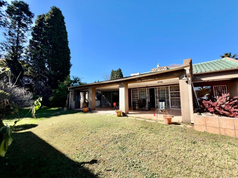 4 Bedroom Property for Sale in Bedfordview Gauteng