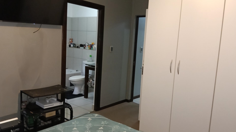2 Bedroom Property for Sale in Jackal Creek Golf Estate Gauteng