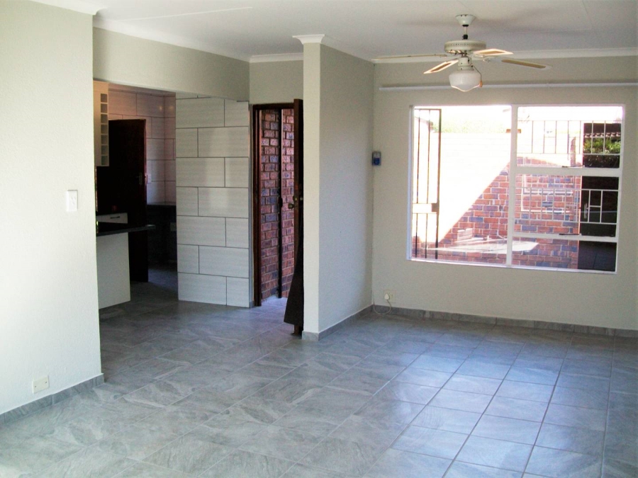 2 Bedroom Property for Sale in Noordhang Gauteng