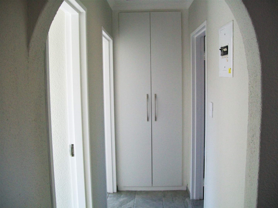 2 Bedroom Property for Sale in Noordhang Gauteng