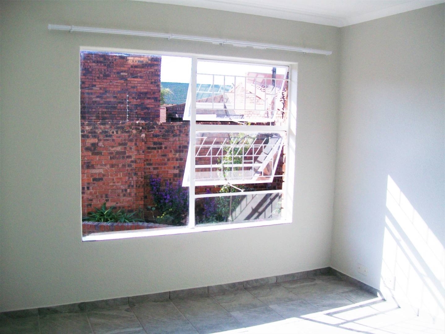 2 Bedroom Property for Sale in Noordhang Gauteng