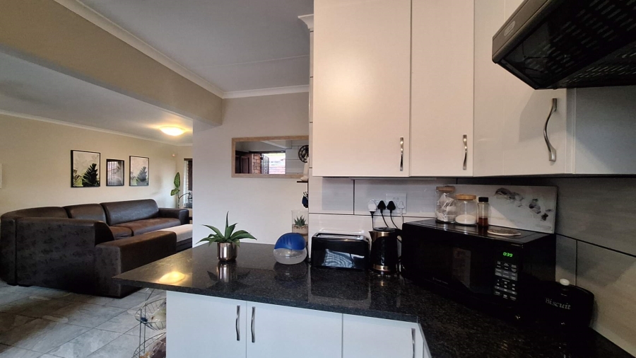 2 Bedroom Property for Sale in Noordhang Gauteng