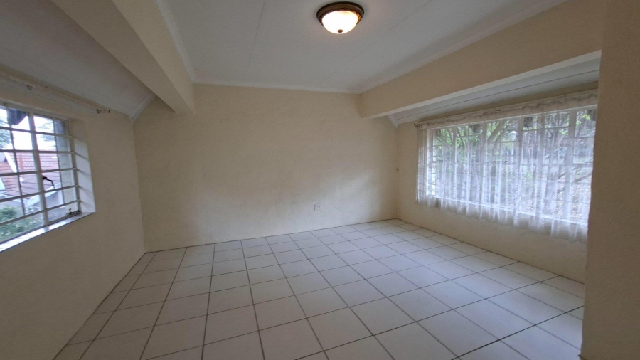 To Let 1 Bedroom Property for Rent in Bryanston Gauteng