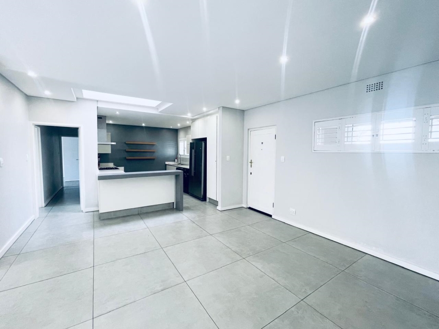 2 Bedroom Property for Sale in Sandhurst Gauteng