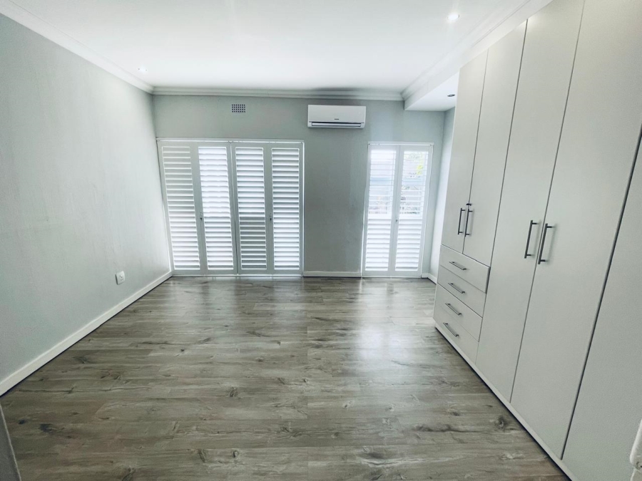 2 Bedroom Property for Sale in Sandhurst Gauteng
