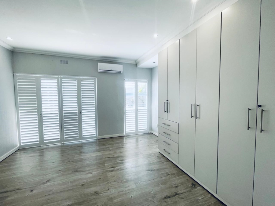 2 Bedroom Property for Sale in Sandhurst Gauteng