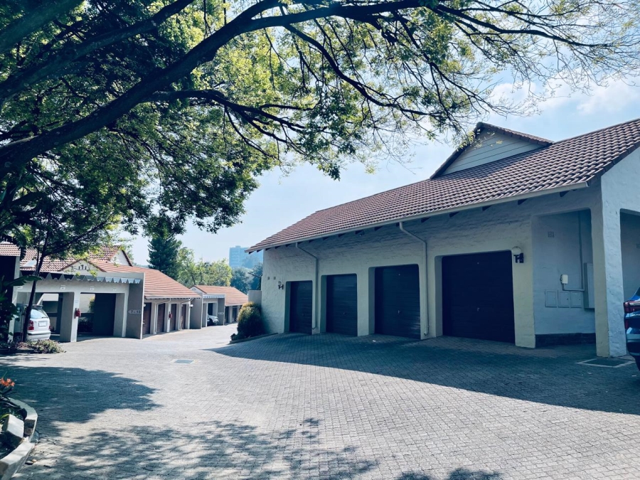 2 Bedroom Property for Sale in Sandhurst Gauteng