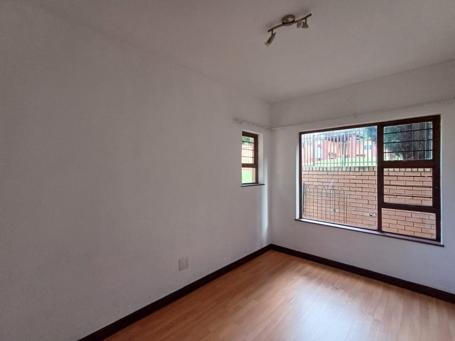 To Let 2 Bedroom Property for Rent in Honeydew Grove Gauteng