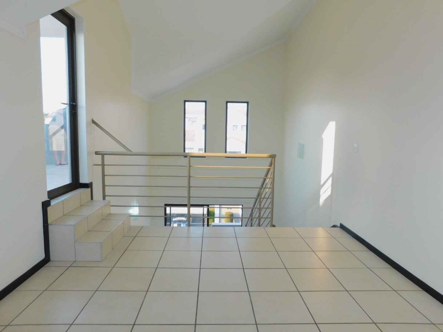 2 Bedroom Property for Sale in Bryanston Gauteng