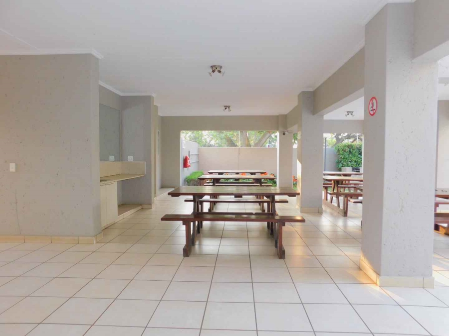 2 Bedroom Property for Sale in Bryanston Gauteng
