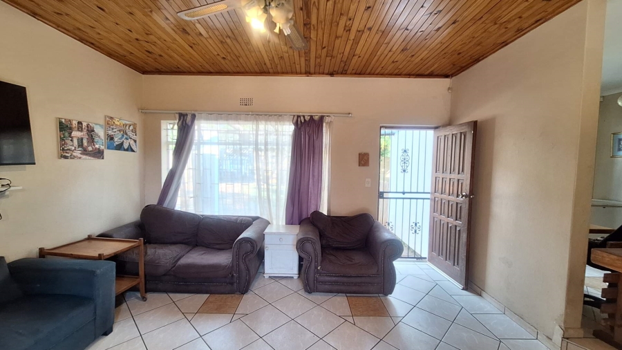 To Let 3 Bedroom Property for Rent in Strubensvallei Gauteng