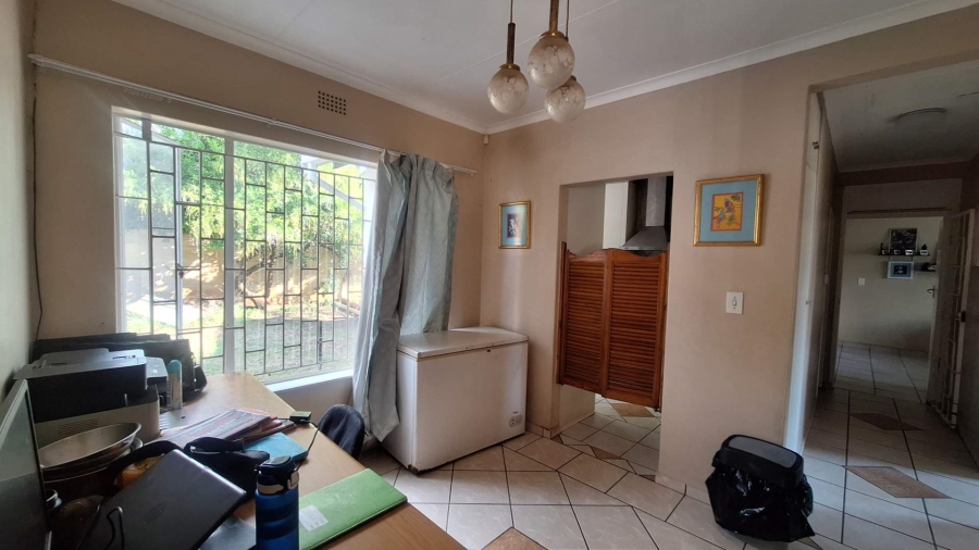 To Let 3 Bedroom Property for Rent in Strubensvallei Gauteng
