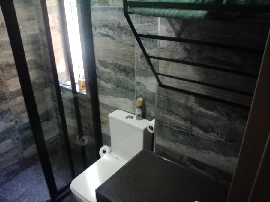 To Let 2 Bedroom Property for Rent in Clubview Gauteng