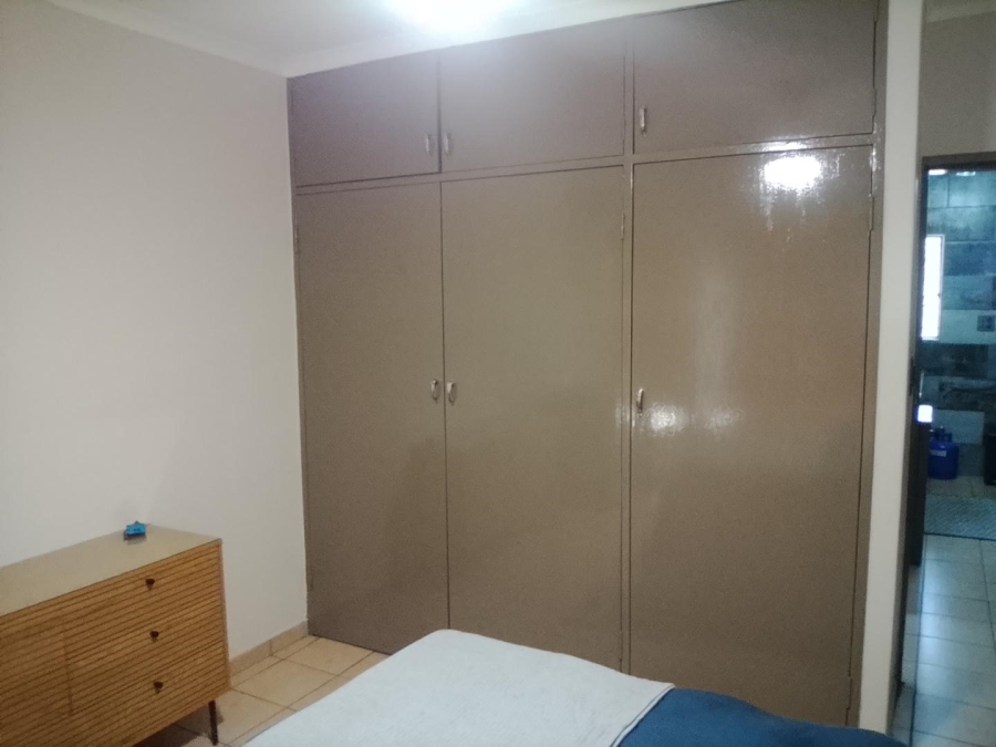 To Let 2 Bedroom Property for Rent in Clubview Gauteng