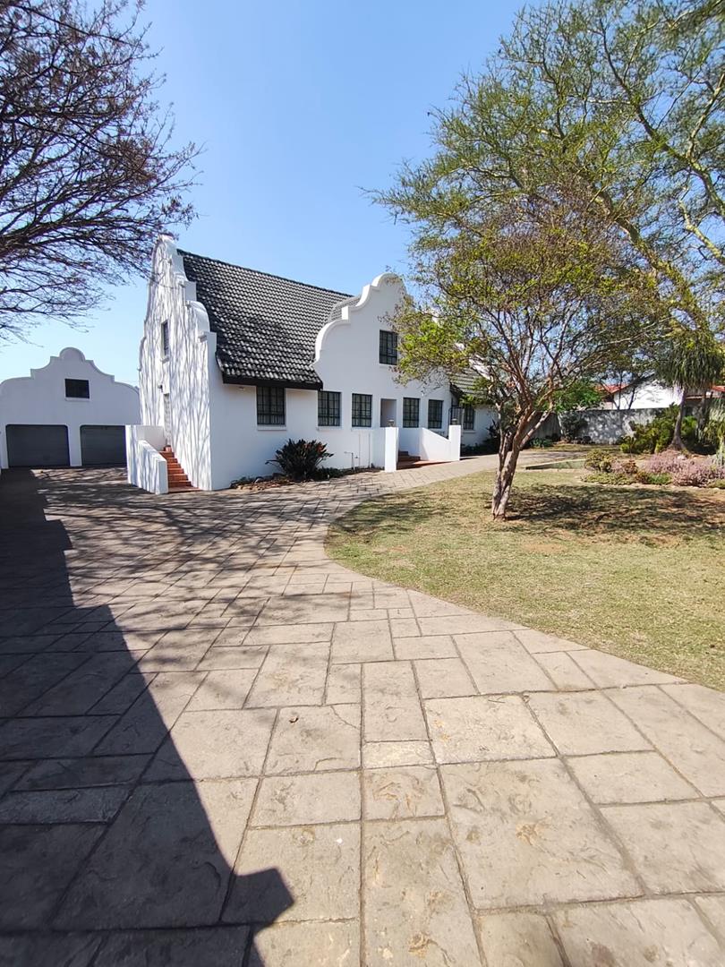 4 Bedroom Property for Sale in The Reeds Gauteng
