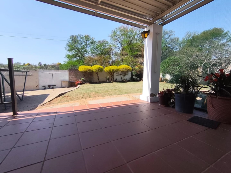 4 Bedroom Property for Sale in The Reeds Gauteng