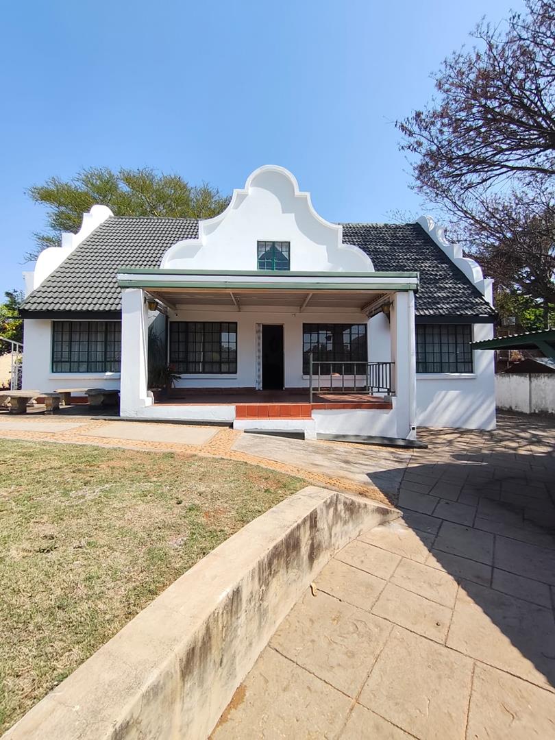 4 Bedroom Property for Sale in The Reeds Gauteng