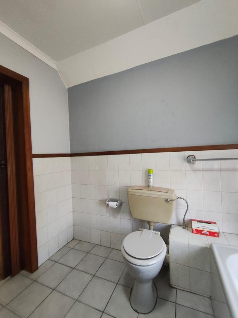 4 Bedroom Property for Sale in The Reeds Gauteng