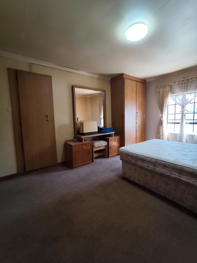 4 Bedroom Property for Sale in The Reeds Gauteng