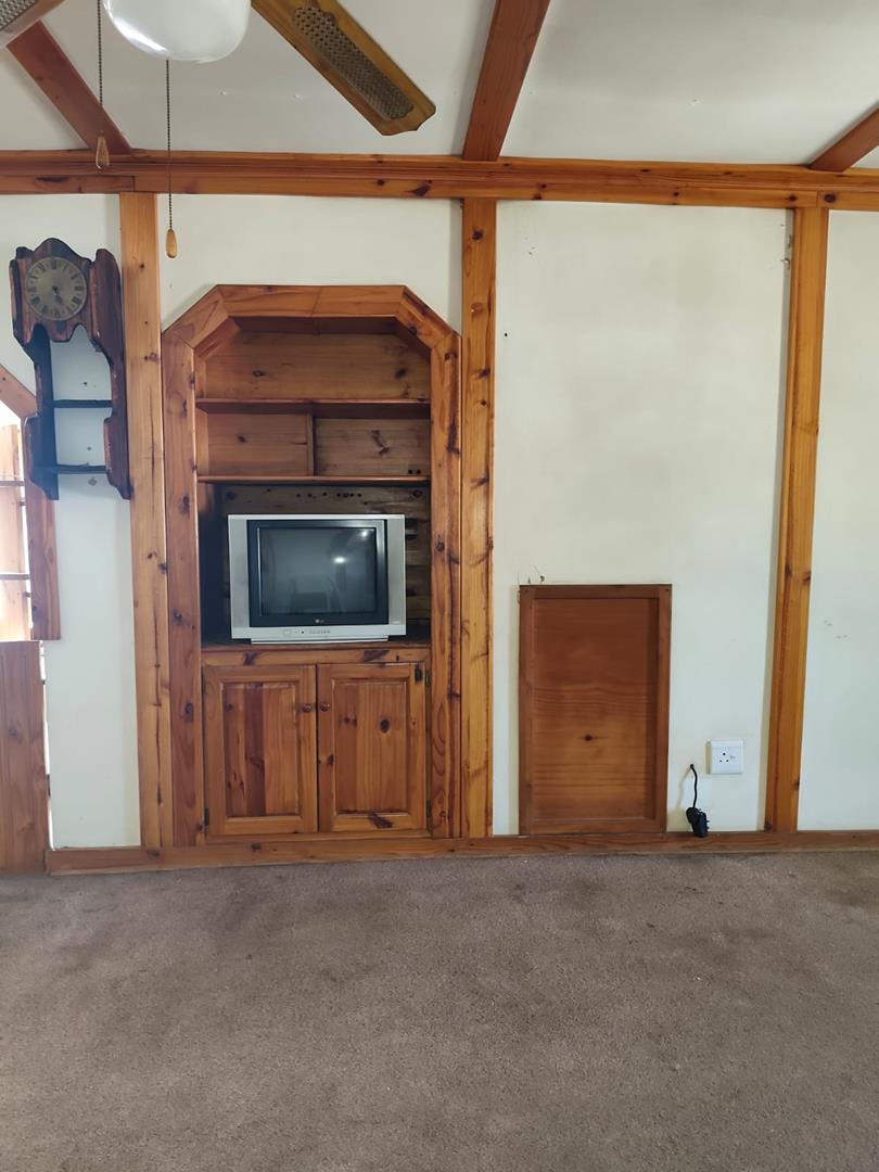 4 Bedroom Property for Sale in The Reeds Gauteng