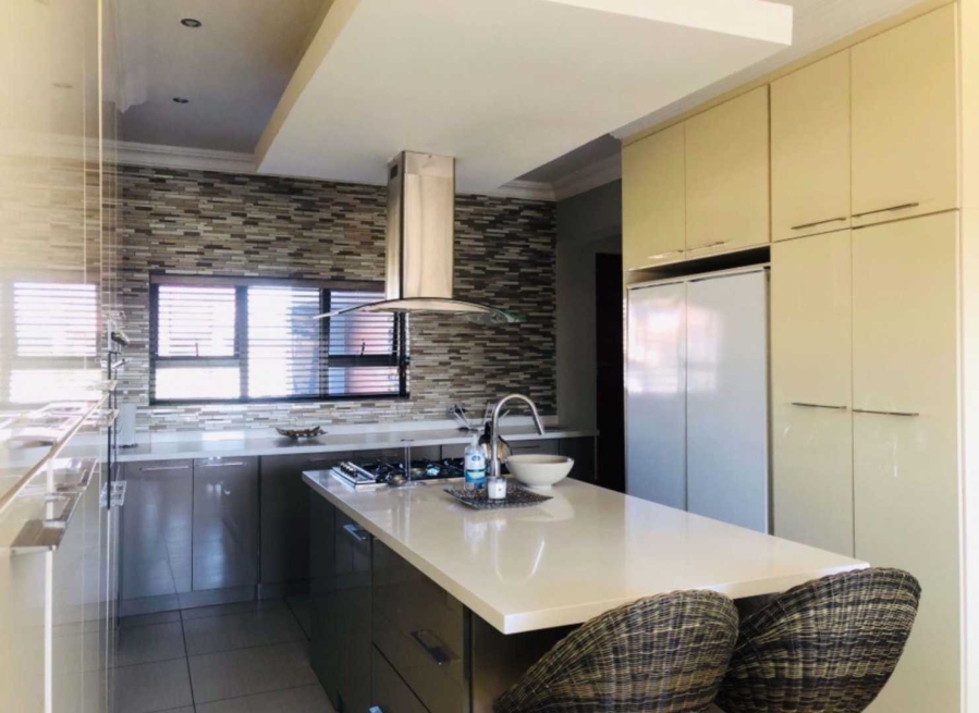 5 Bedroom Property for Sale in Blue Valley Golf Estate Gauteng