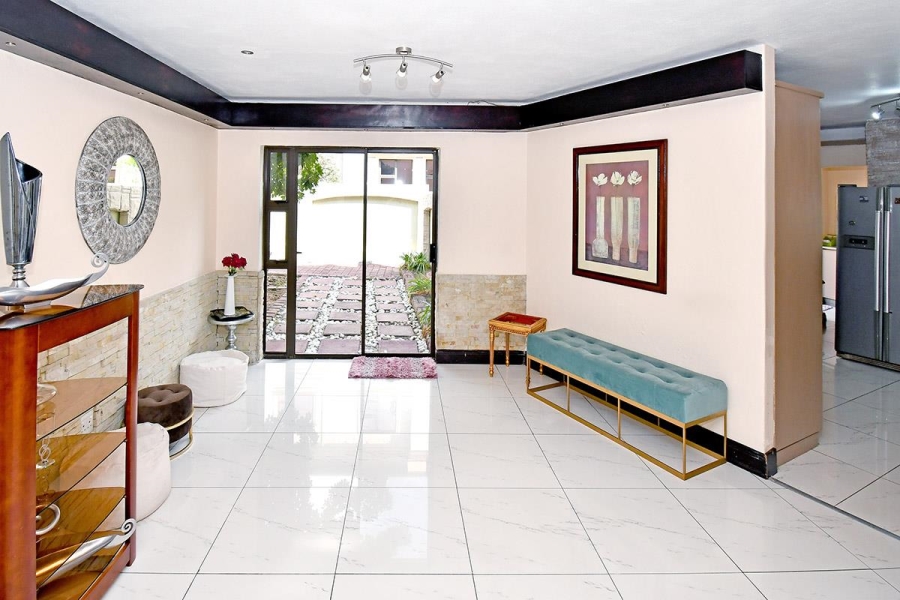 4 Bedroom Property for Sale in Blue Valley Golf Estate Gauteng