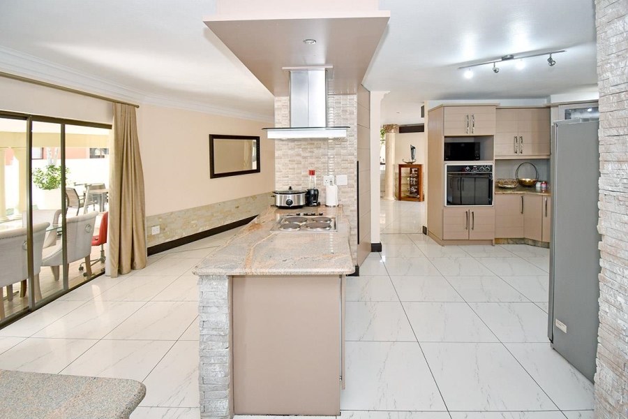 4 Bedroom Property for Sale in Blue Valley Golf Estate Gauteng