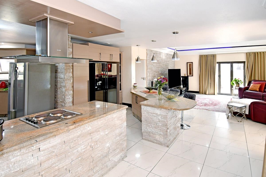4 Bedroom Property for Sale in Blue Valley Golf Estate Gauteng