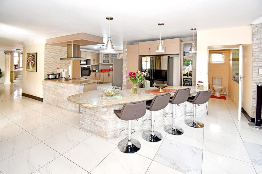 4 Bedroom Property for Sale in Blue Valley Golf Estate Gauteng