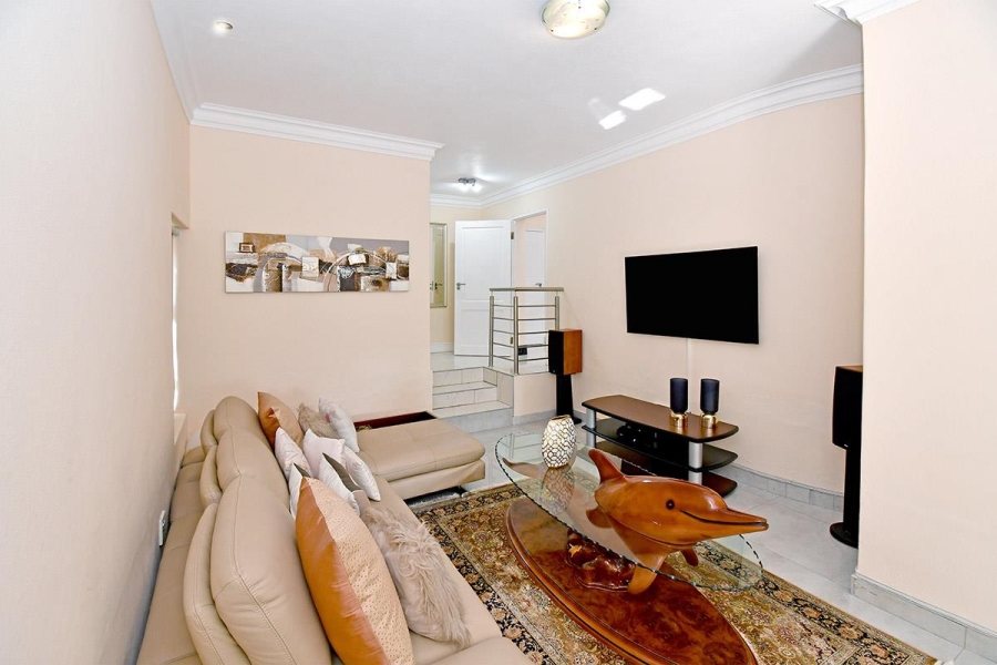4 Bedroom Property for Sale in Blue Valley Golf Estate Gauteng