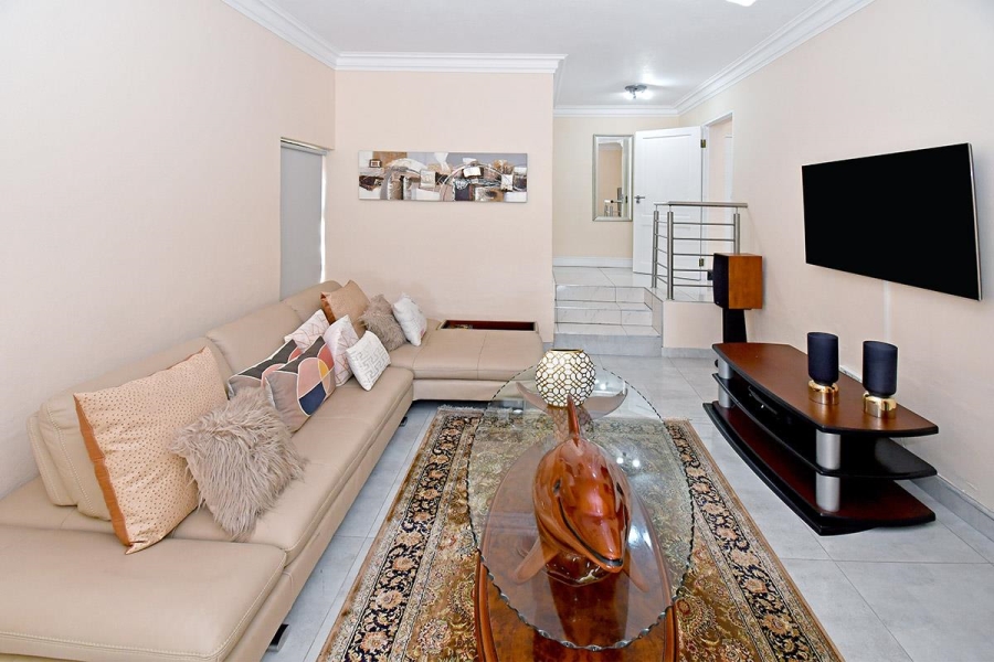 4 Bedroom Property for Sale in Blue Valley Golf Estate Gauteng