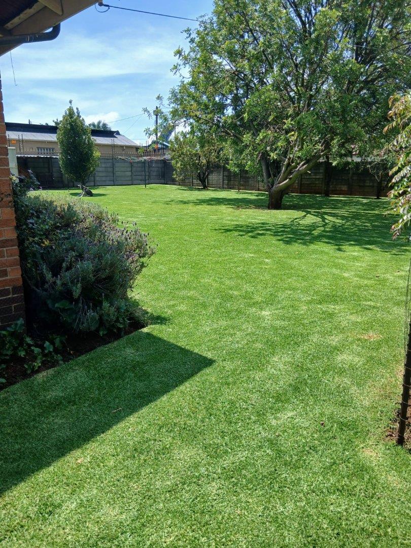 3 Bedroom Property for Sale in Discovery Gauteng