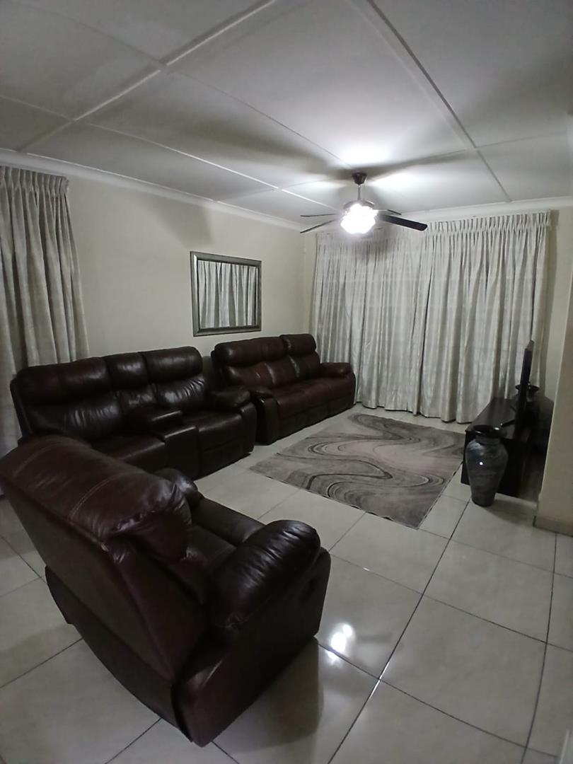 3 Bedroom Property for Sale in Discovery Gauteng