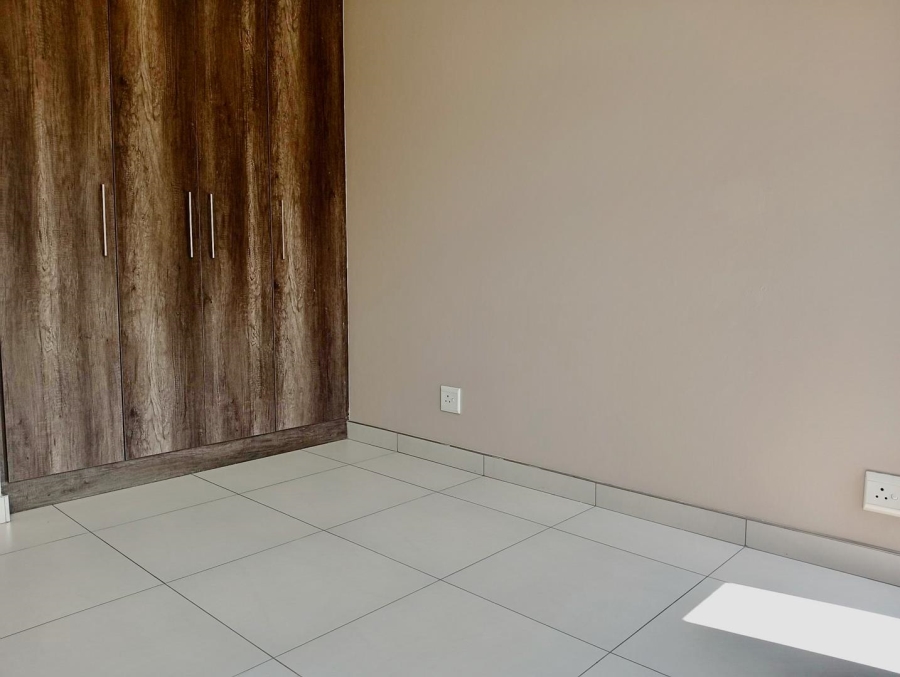 1 Bedroom Property for Sale in Bryanston Gauteng