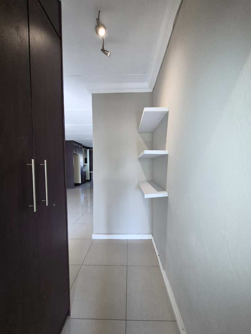 To Let 3 Bedroom Property for Rent in Morehill Gauteng