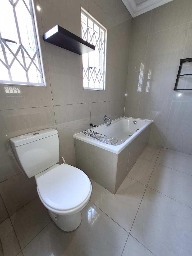 To Let 3 Bedroom Property for Rent in Morehill Gauteng