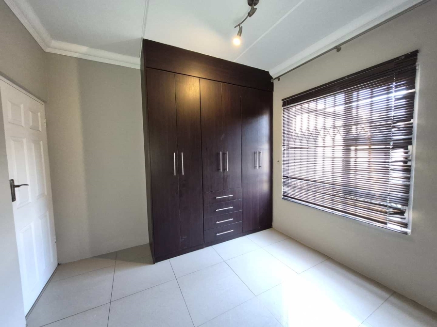 To Let 3 Bedroom Property for Rent in Morehill Gauteng