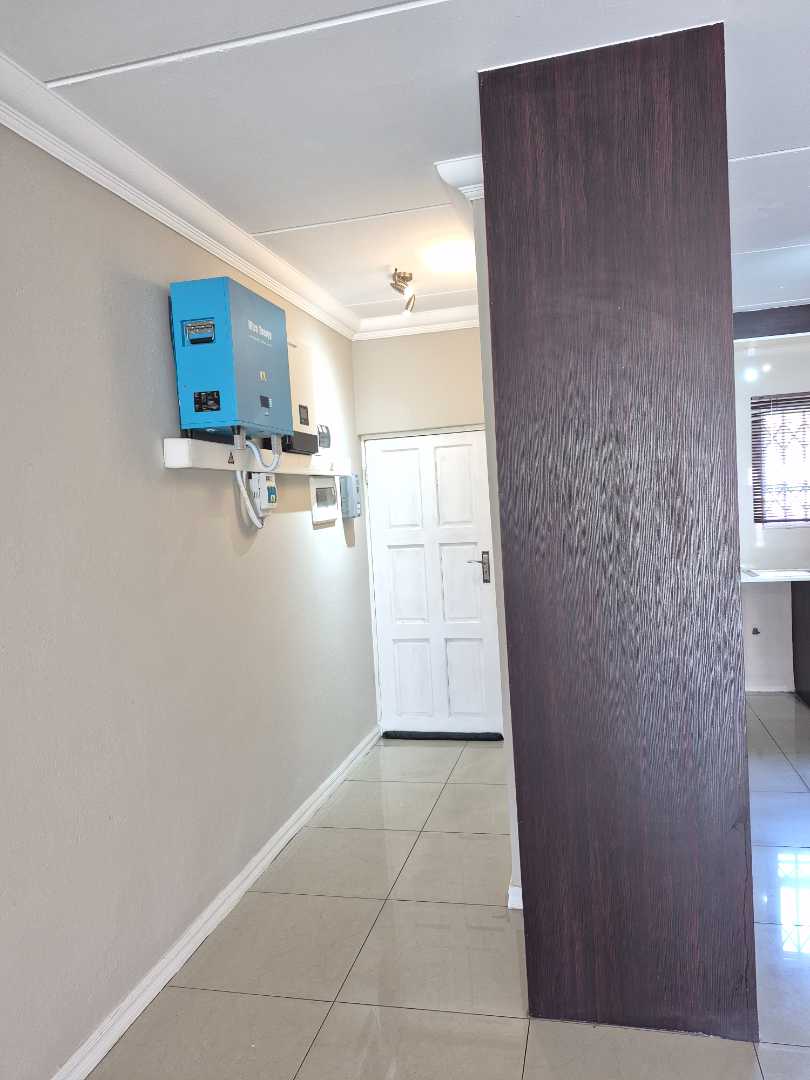 To Let 3 Bedroom Property for Rent in Morehill Gauteng
