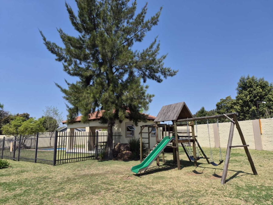 To Let 3 Bedroom Property for Rent in Morehill Gauteng