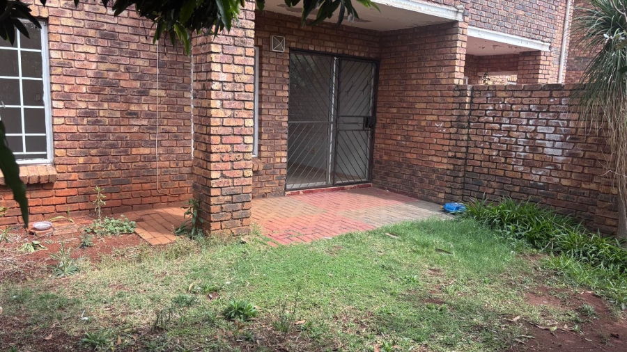 To Let 2 Bedroom Property for Rent in Clarina Gauteng