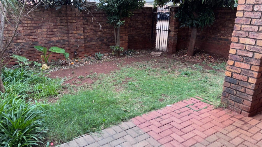 To Let 2 Bedroom Property for Rent in Clarina Gauteng