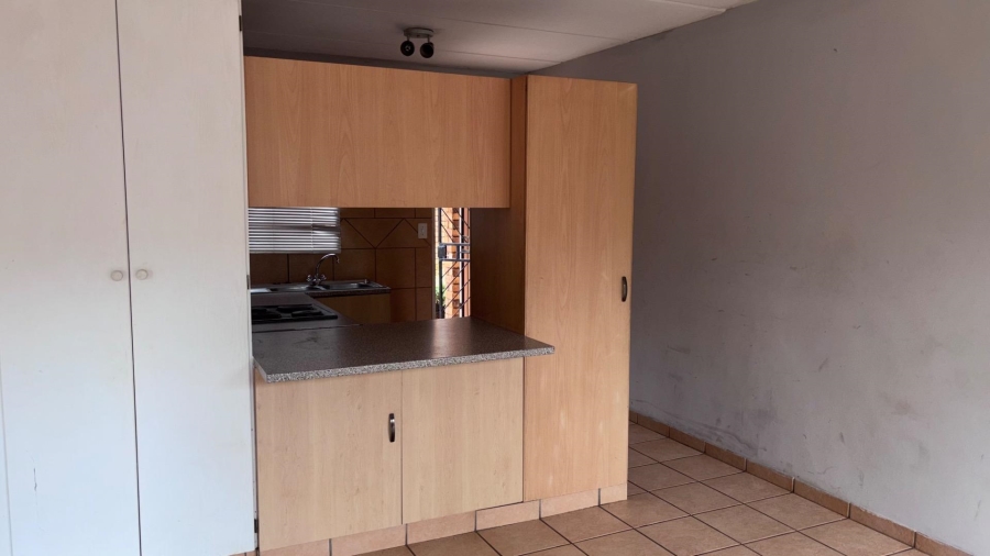 To Let 2 Bedroom Property for Rent in Clarina Gauteng